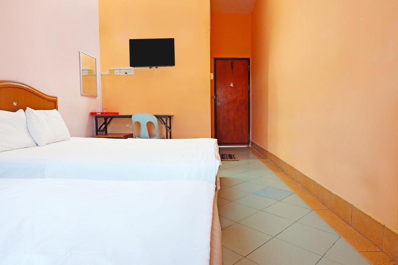 Hotel Oyo 90598 Living House C0 Kuching Exteriér fotografie