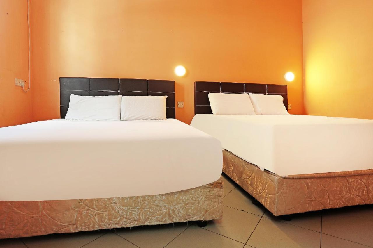 Hotel Oyo 90598 Living House C0 Kuching Exteriér fotografie